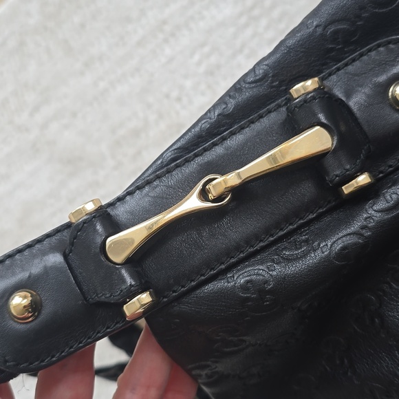 Gucci authentic and leather - Picture 10 of 13